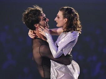 荒川静香、織田信成、三原舞依、ステファン・ランビエル...「ファンタジー・オン・アイス2023」幕張公演フォトギャラリー