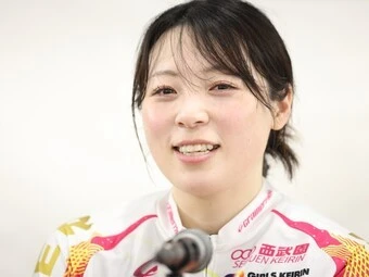 児玉碧衣 photo by Takahashi Manabu 記事>>