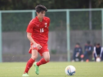 吉永夢希 photo by Morita Masayoshi記事/サッカー界の「ドラ1」12人 高校、ユース、大学からいきなり欧州組になる注目選手も>>