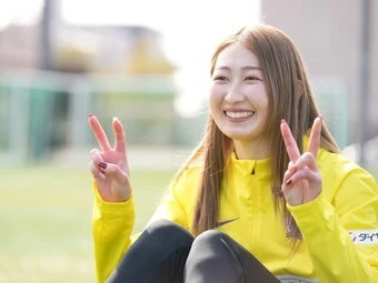 サッカー,女子サッカー,なでしこジャパン,WEリーグ,サンフレッチェ広島レジーナ,中嶋淑乃,ドリブル