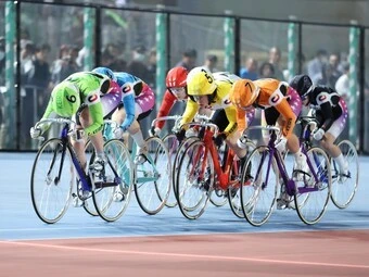 大浦彩瑛(5番車・黄色) photo by Takahashi Manabu 記事>>