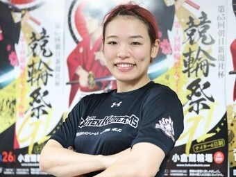 佐藤水菜 photo by Takahashi Manabu 記事>>