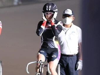 日野未来 photo by Takahashi Manabu 記事>>