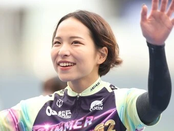 當銘直美 photo by Takahashi Manabu 記事>>