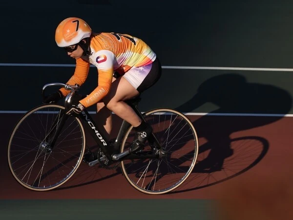 石井寛子 photo by Takahashi Manabu 記事>>