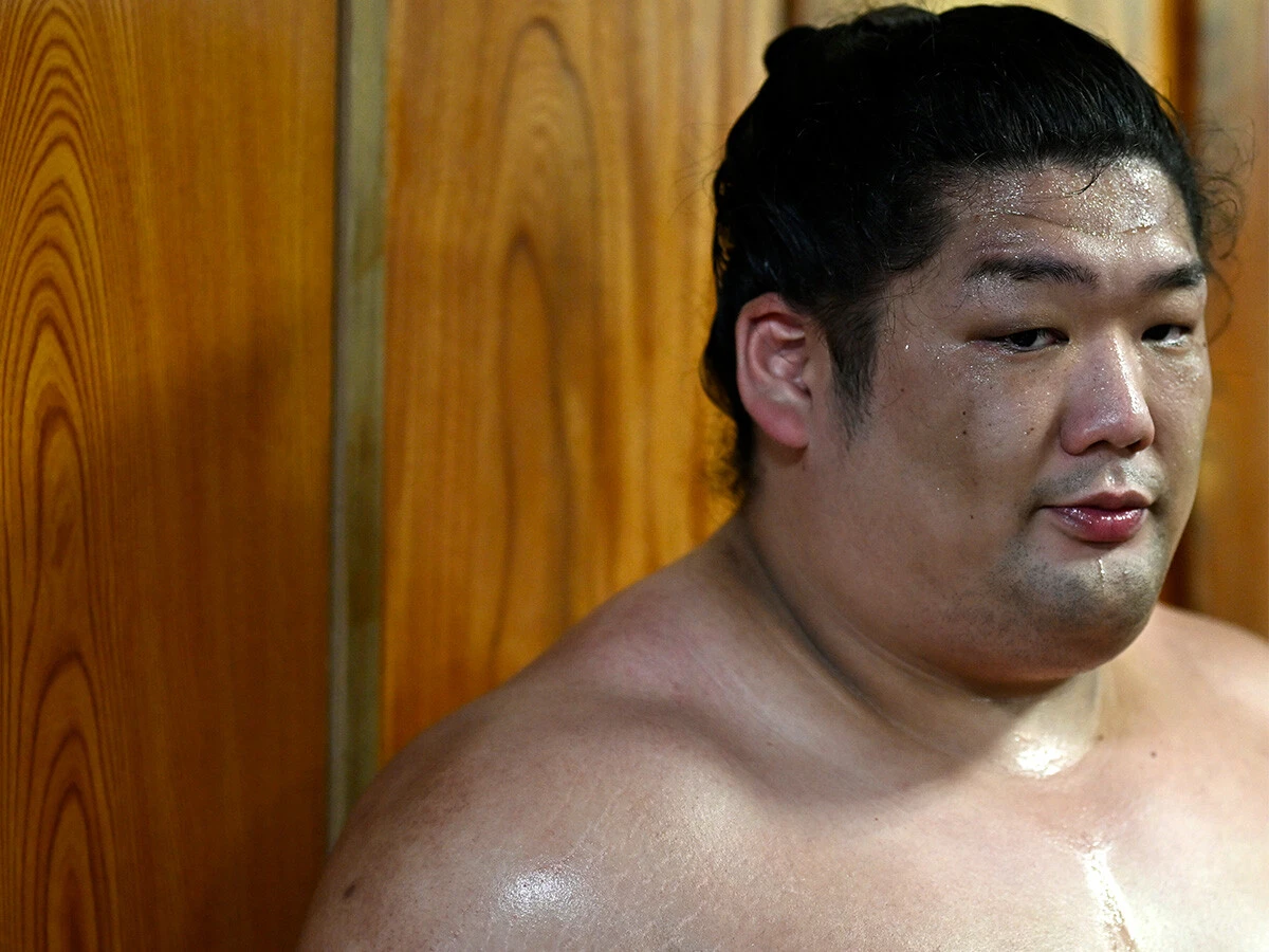 徳利 高見盛 NK5WQGILMZI7LDYIRXFMD6JMKU.jpg