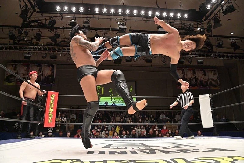 DDTプロレス 交差する熱波 サウナカミーナ 集合アクリルスタンド DDTプロレス 交差する熱波 サウナカミーナ 集合アクリルスタンド