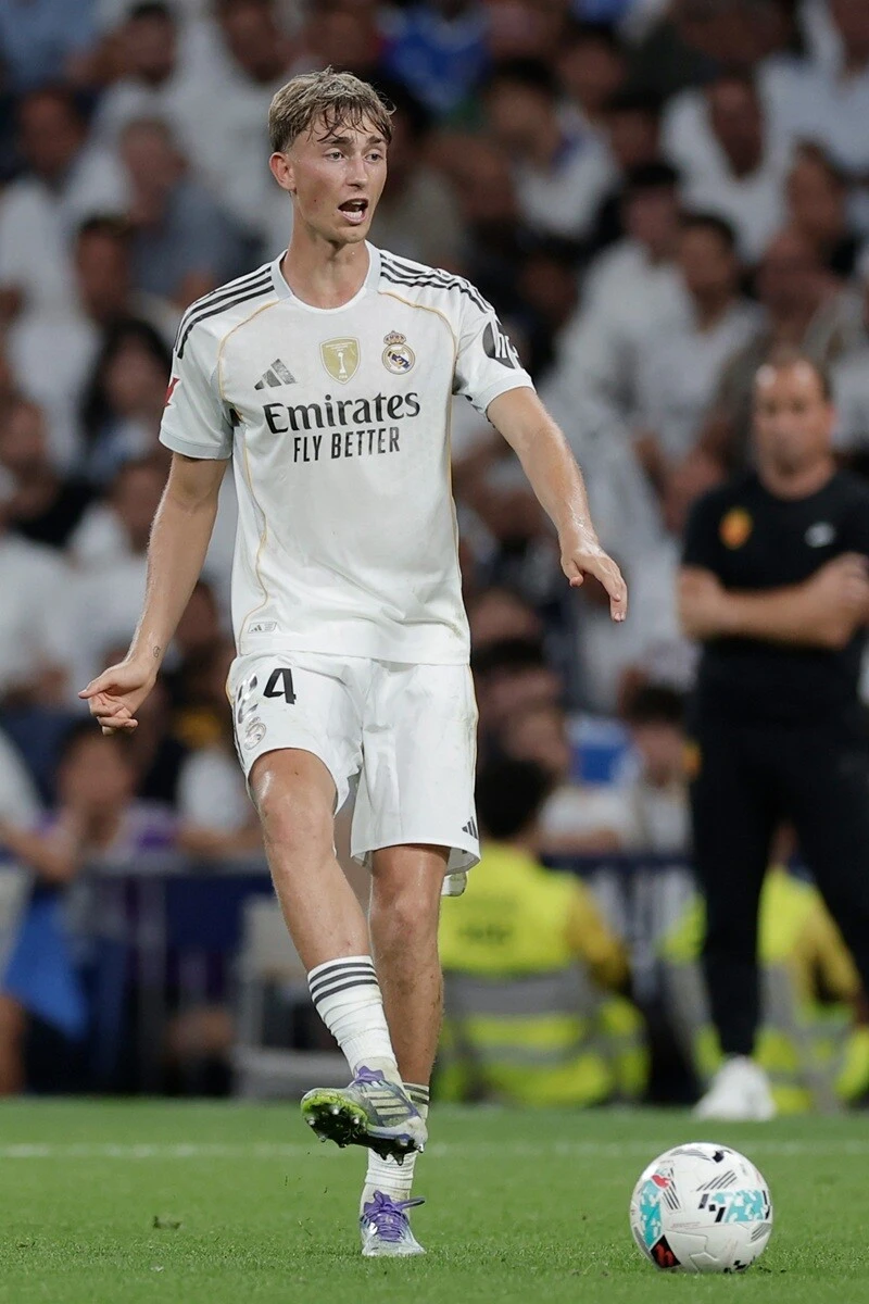 サッカー,海外サッカー,欧州サッカー,ワールドサッカー,ヨーロッパサッカー,ラ・リーガ,レアル・マドリード,ディーン・ハイセン,スペイン代表,センターバック