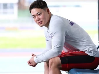 犬伏湧也 photo by Takahashi Manabu 記事>>