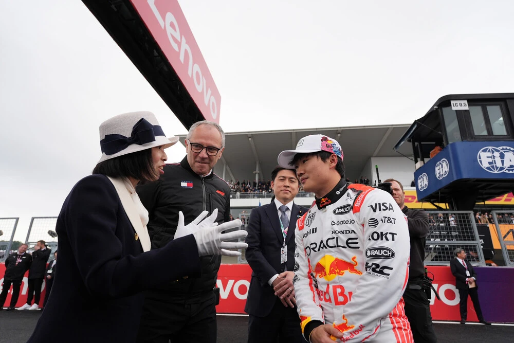 対談記事>>photo by Sakurai Atsuo