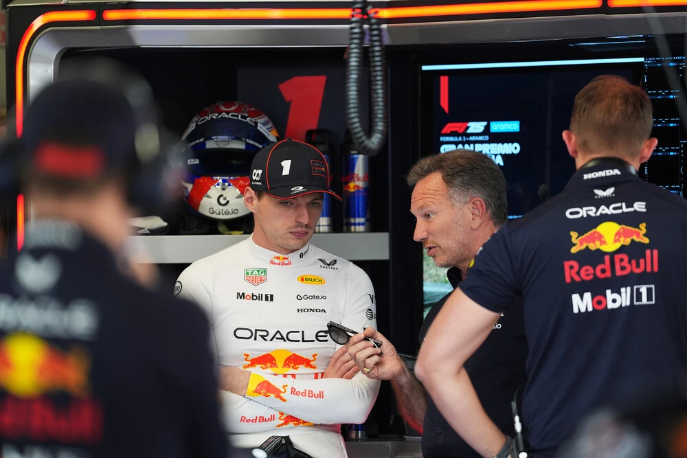 対談記事>>photo by Sakurai Atsuo