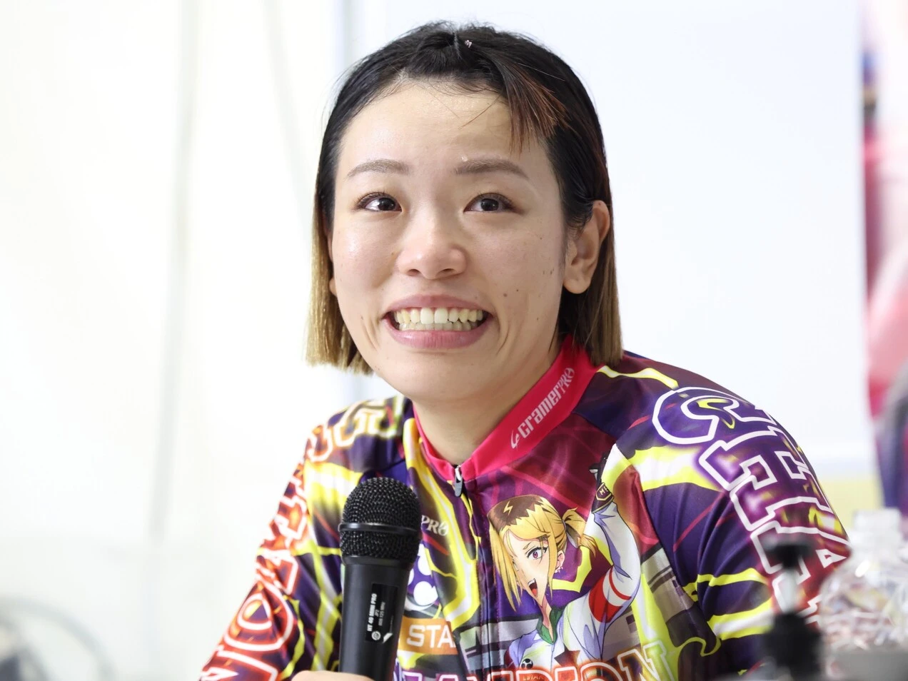 佐藤水菜 photo by Takahashi Manabu 記事>>