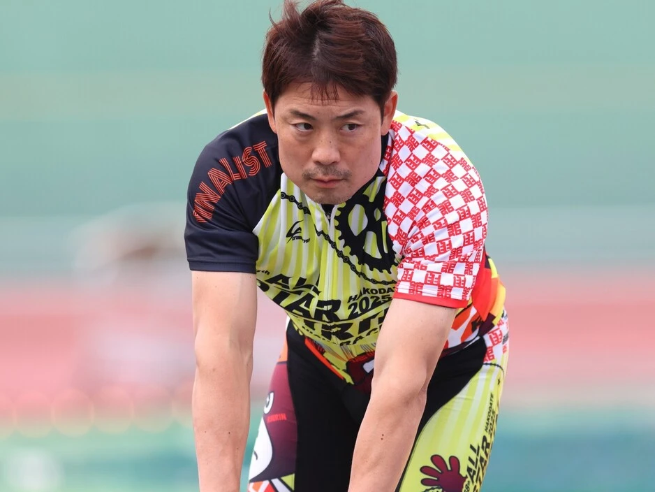 岩津裕介 photo by Takahashi Manabu 記事>>