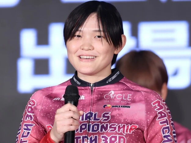 仲澤春香 photo by Takahashi Manabu 記事>>