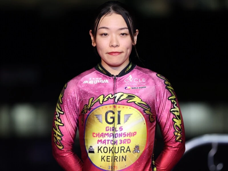 佐藤水菜 photo by Takahashi Manabu 記事>>