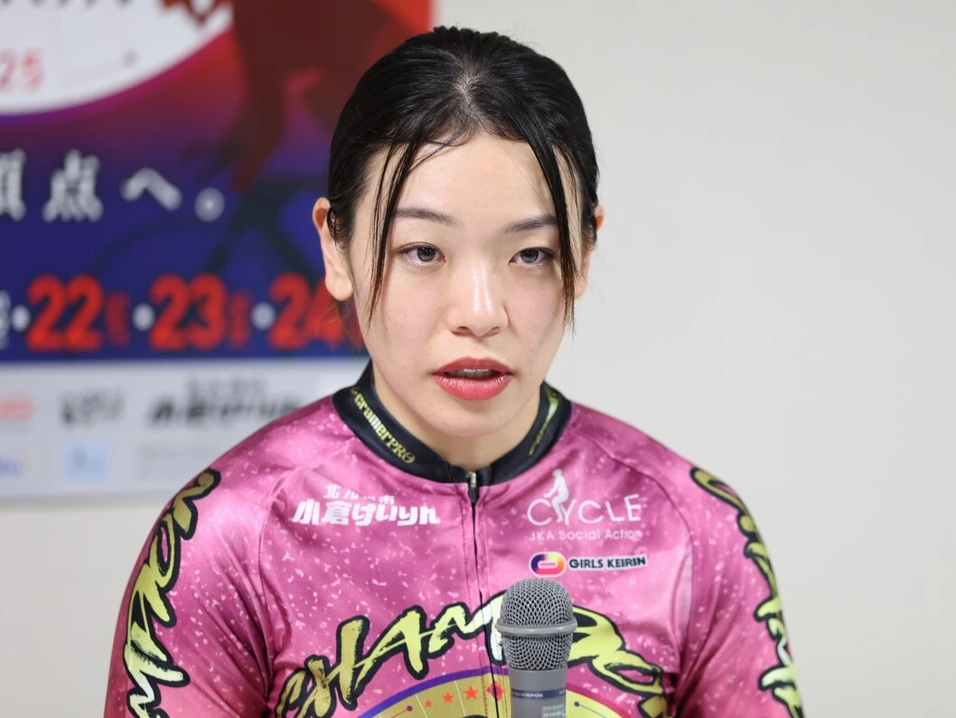 佐藤水菜 photo by Takahashi Manabu 記事>>