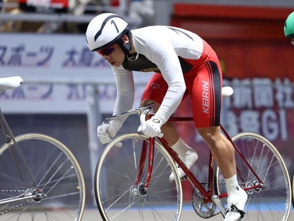 清水裕友 photo by Takahashi Manabu 記事>>