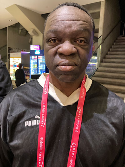 井上の試合を観戦したジェフ・メイウェザー　photo by Soichi Hayashi Sr.