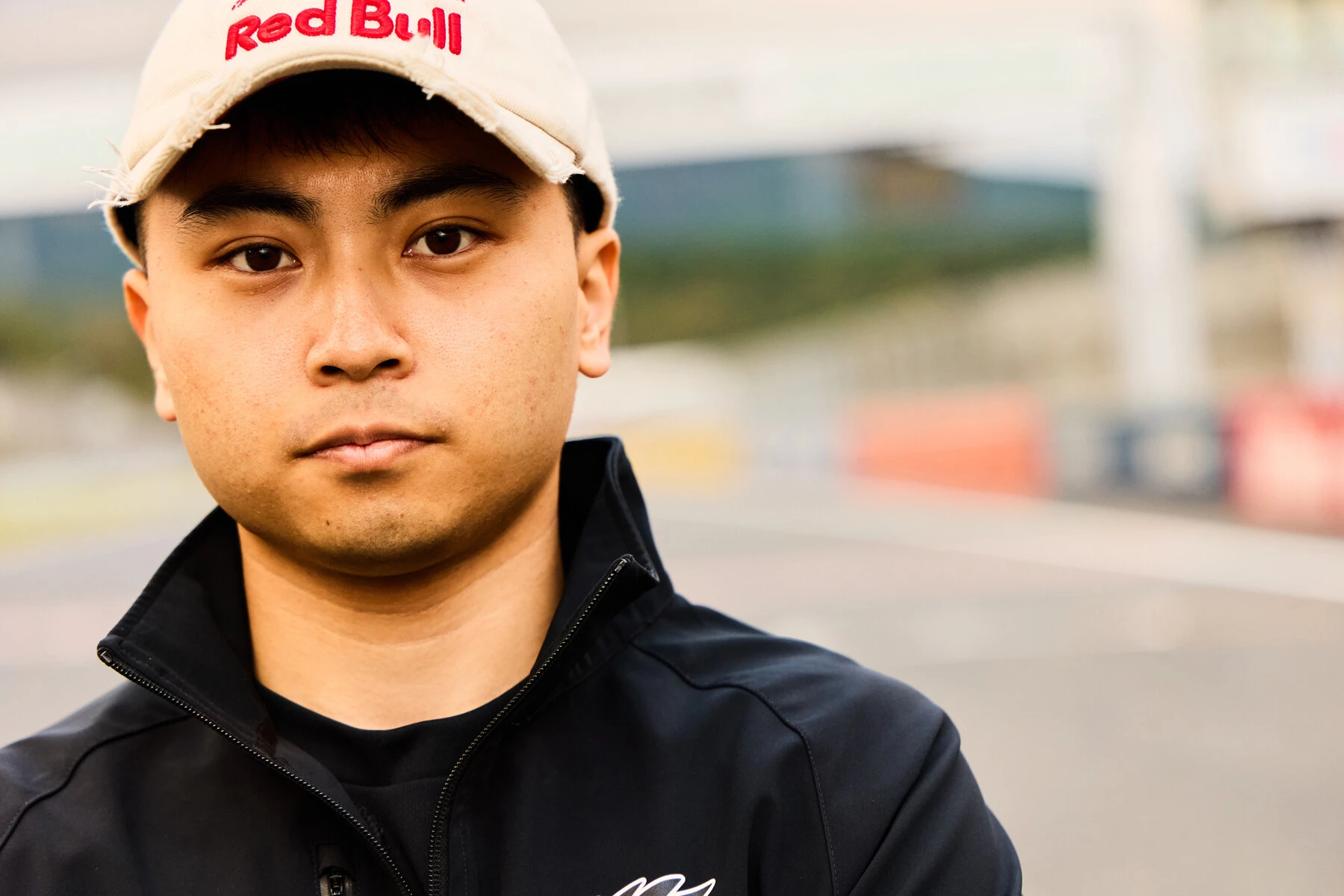 インタビュー記事＞＞photo by Murakami Shogo