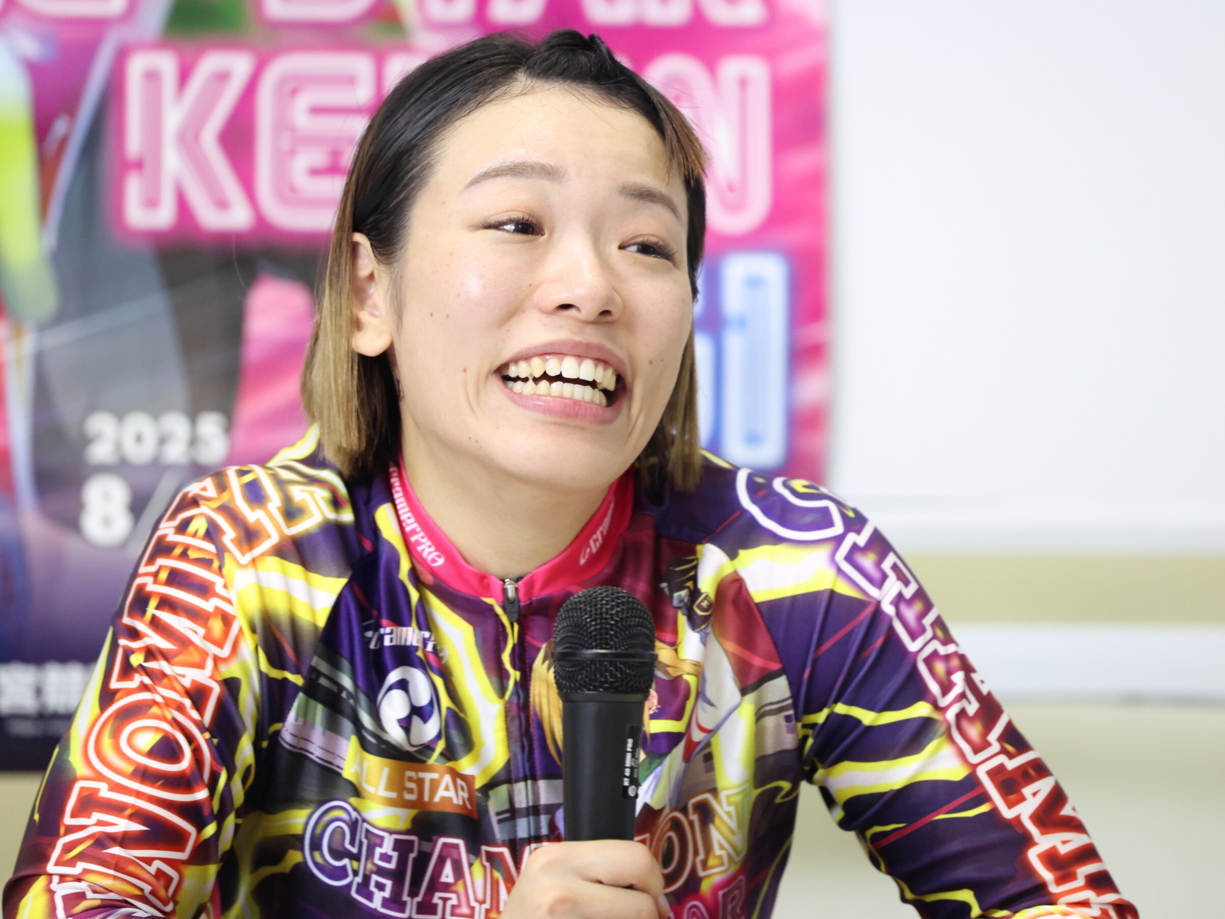 佐藤水菜　photo by Takahashi Manabu　記事＞＞