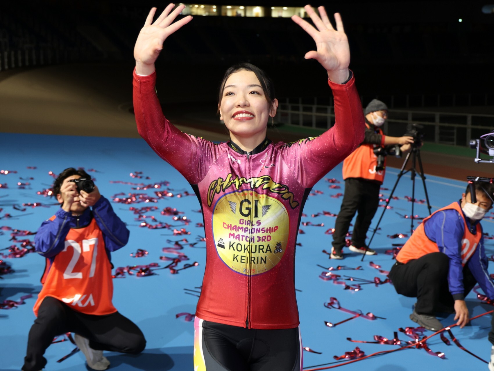 佐藤水菜　photo by Takahashi Manabu　記事＞＞