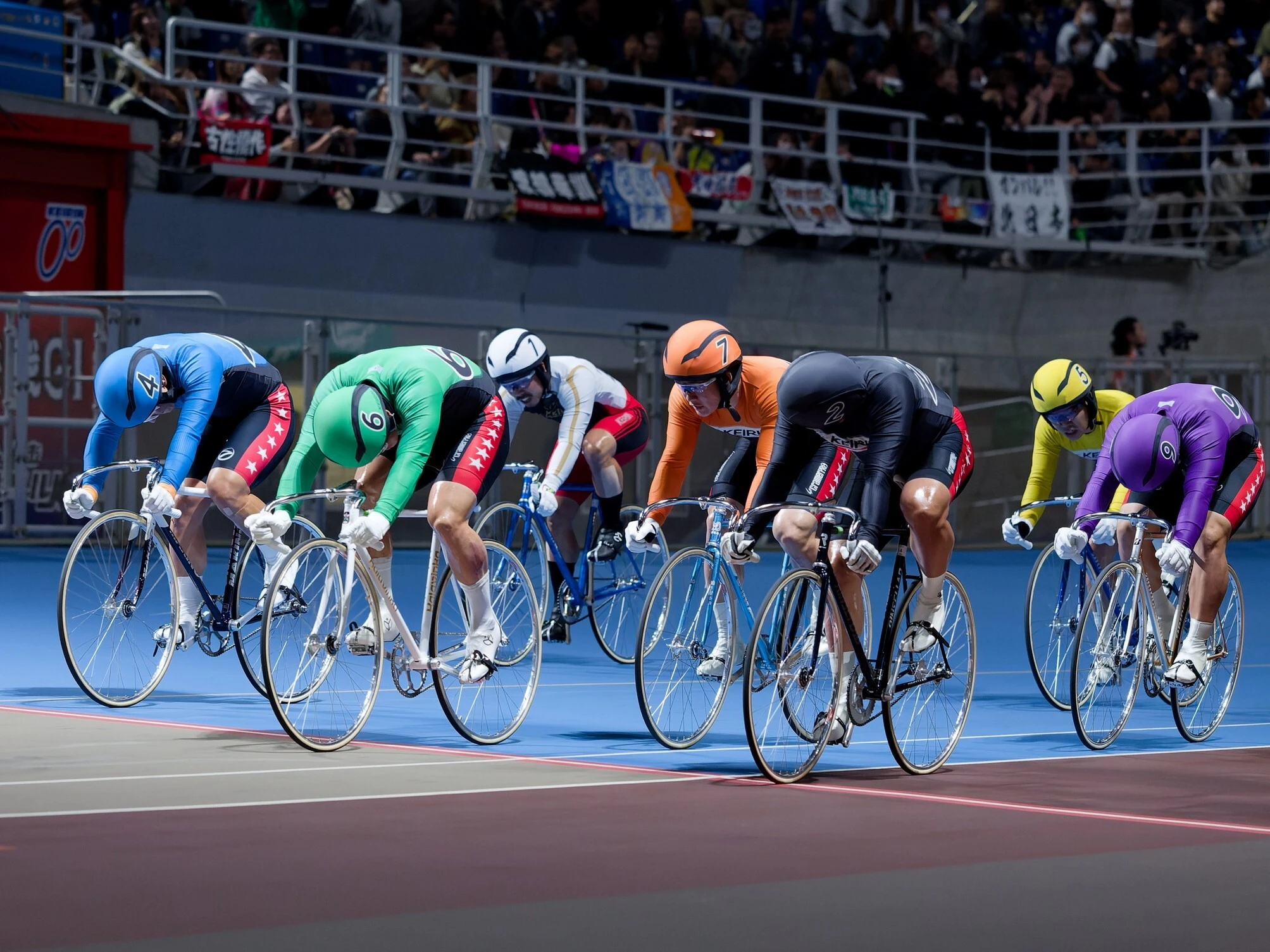 ゴール付近。阿部拓真(6番車・緑) photo by Takahashi Manabu 記事>>