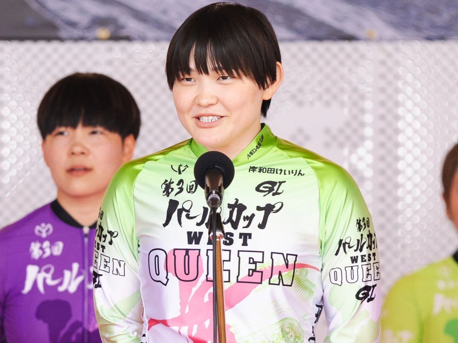 仲澤春香　photo by Photoraid　記事＞＞