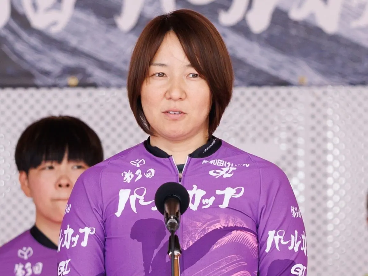 尾崎睦　photo by Photoraid　記事＞＞