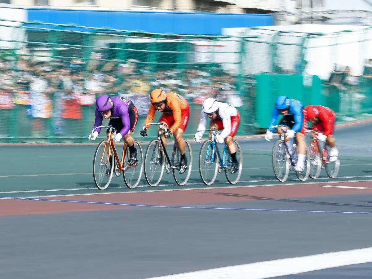 決勝　残り１周　photo by Photoraid　記事＞＞