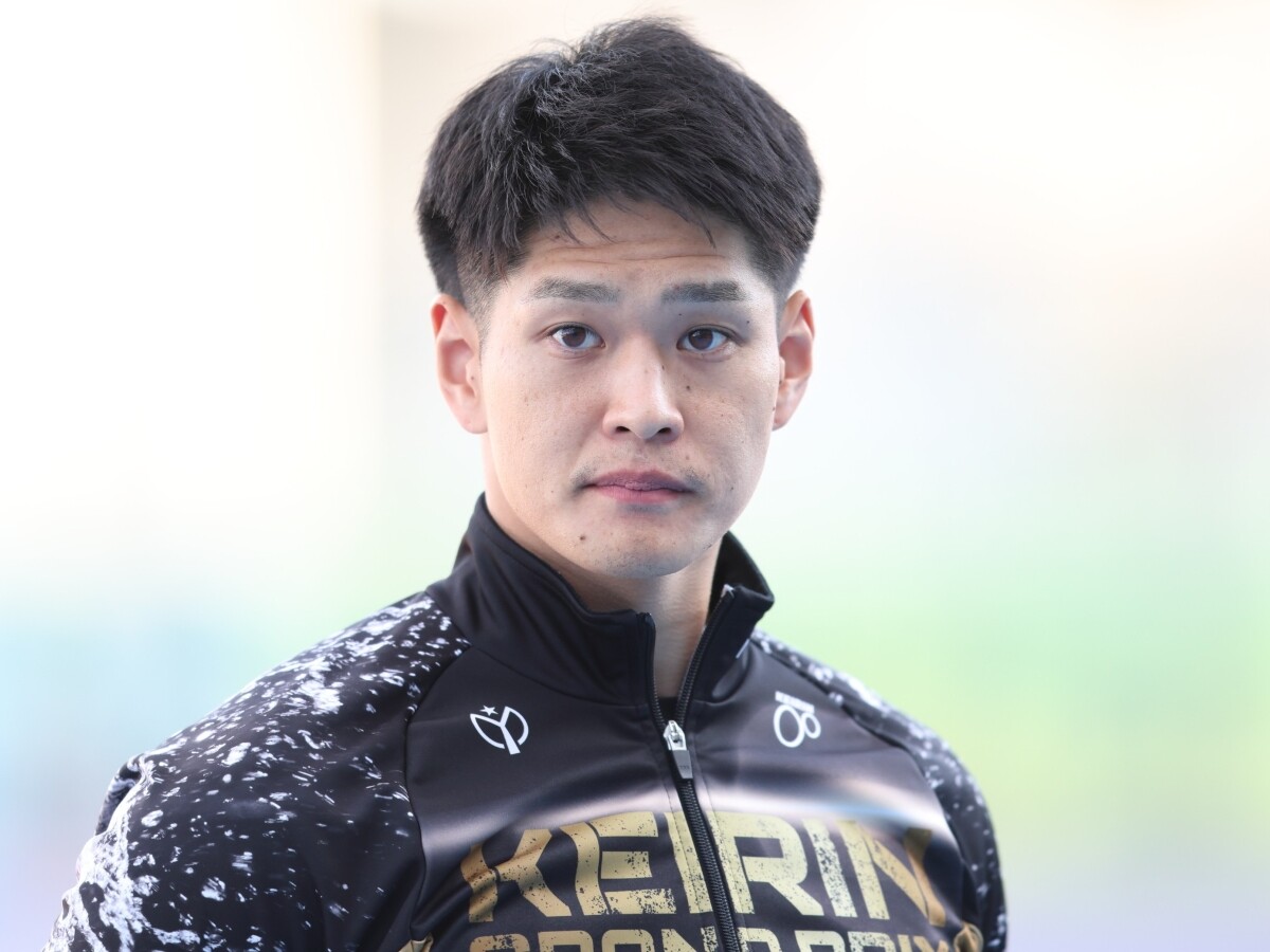 嘉永泰斗　photo by Takahashi Manabu　記事＞＞