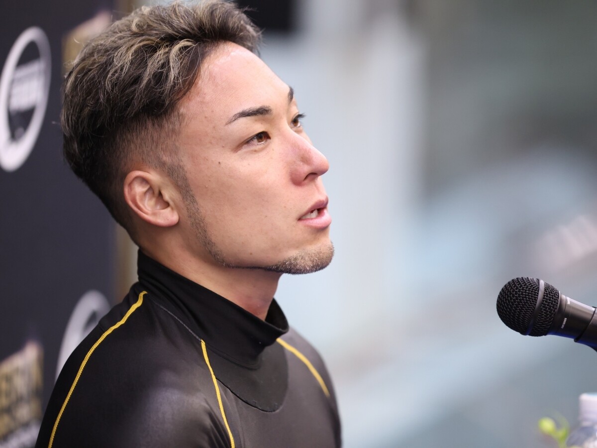 郡司浩平　photo by Takahashi Manabu　記事＞＞