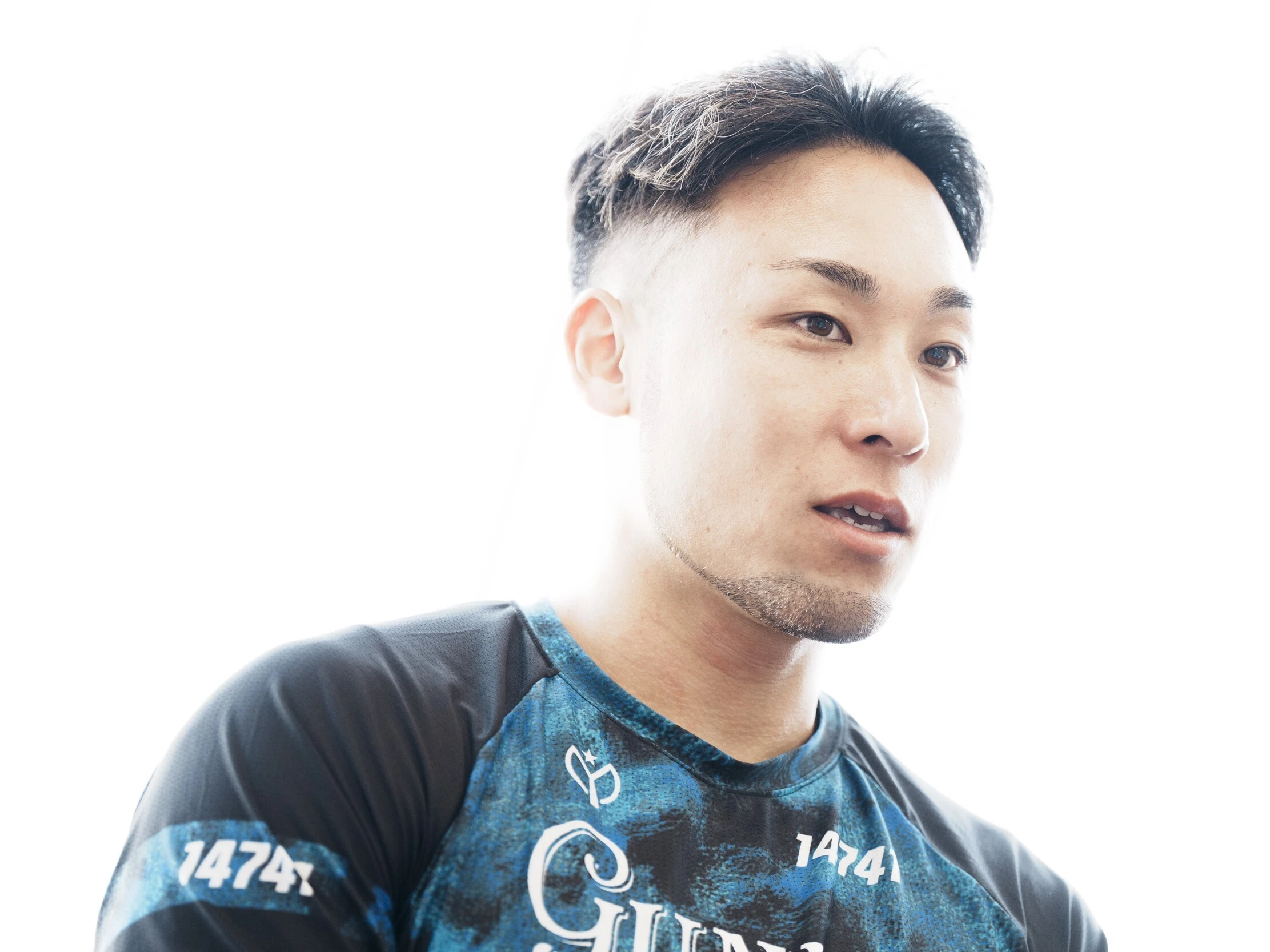 郡司浩平　photo by Gunki Hiroshi　記事＞＞