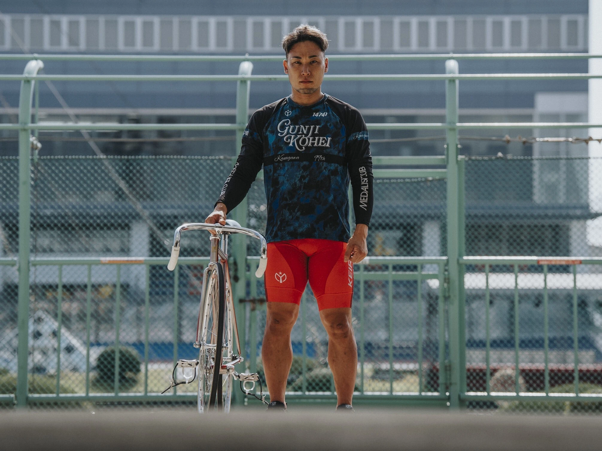 郡司浩平　photo by Gunki Hiroshi　記事＞＞