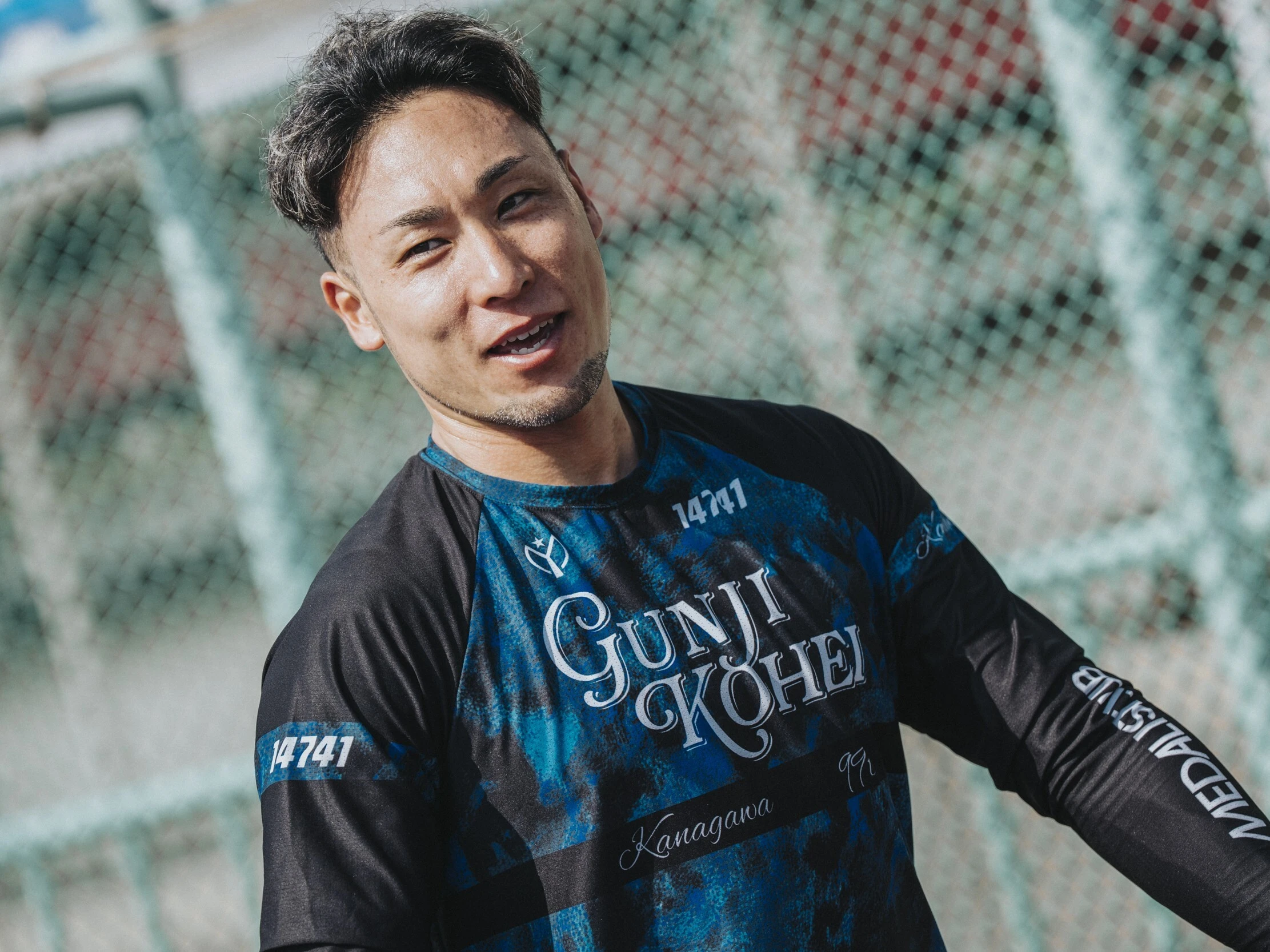 郡司浩平　photo by Gunki Hiroshi　記事＞＞
