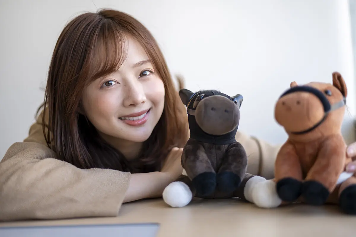 美人勝負師の熊江琉衣さん藤巻剛●撮影　photo by Fujimaki Goh競馬の予想記事はこちら＞＞