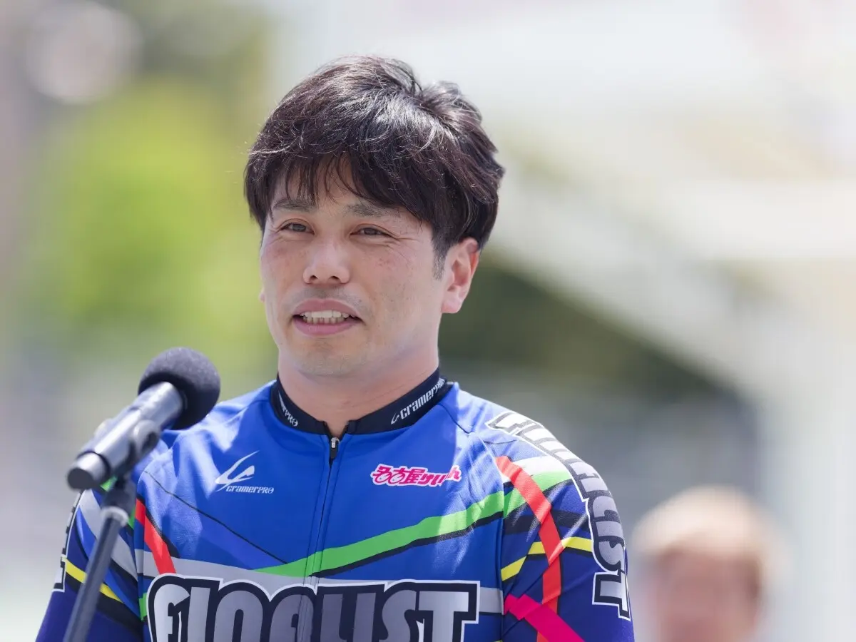 岩本俊介　photo by Takahashi Manabu　記事＞＞