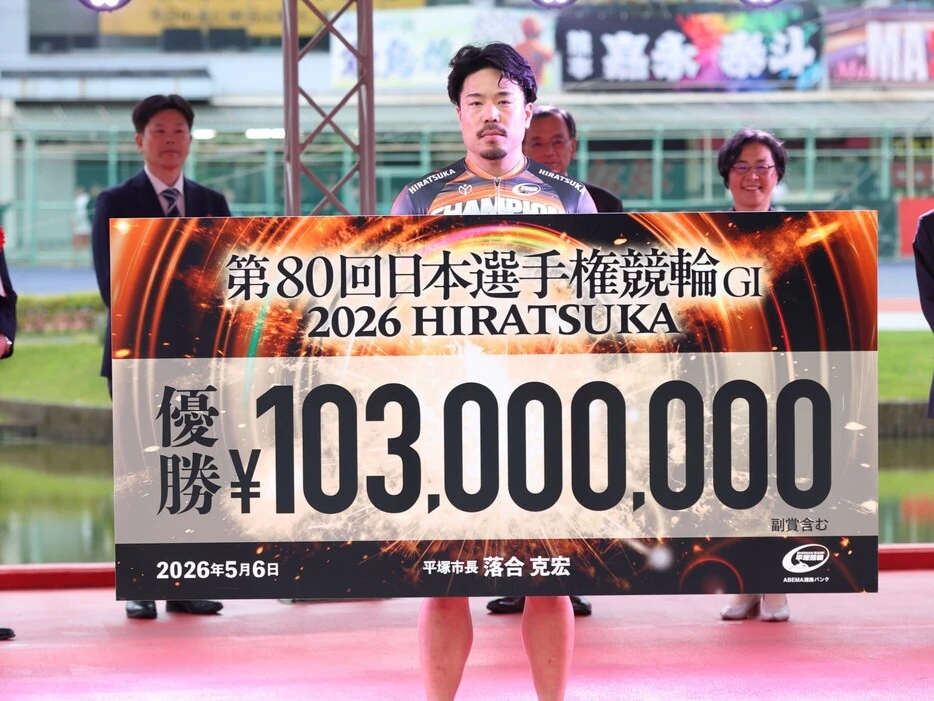 古性優作 photo by Manabu Takahashi 記事>>