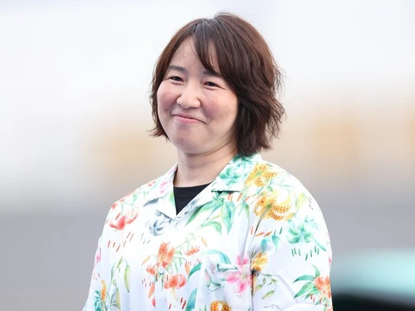 尾崎睦 photo by Manabu Takahashi 記事>>