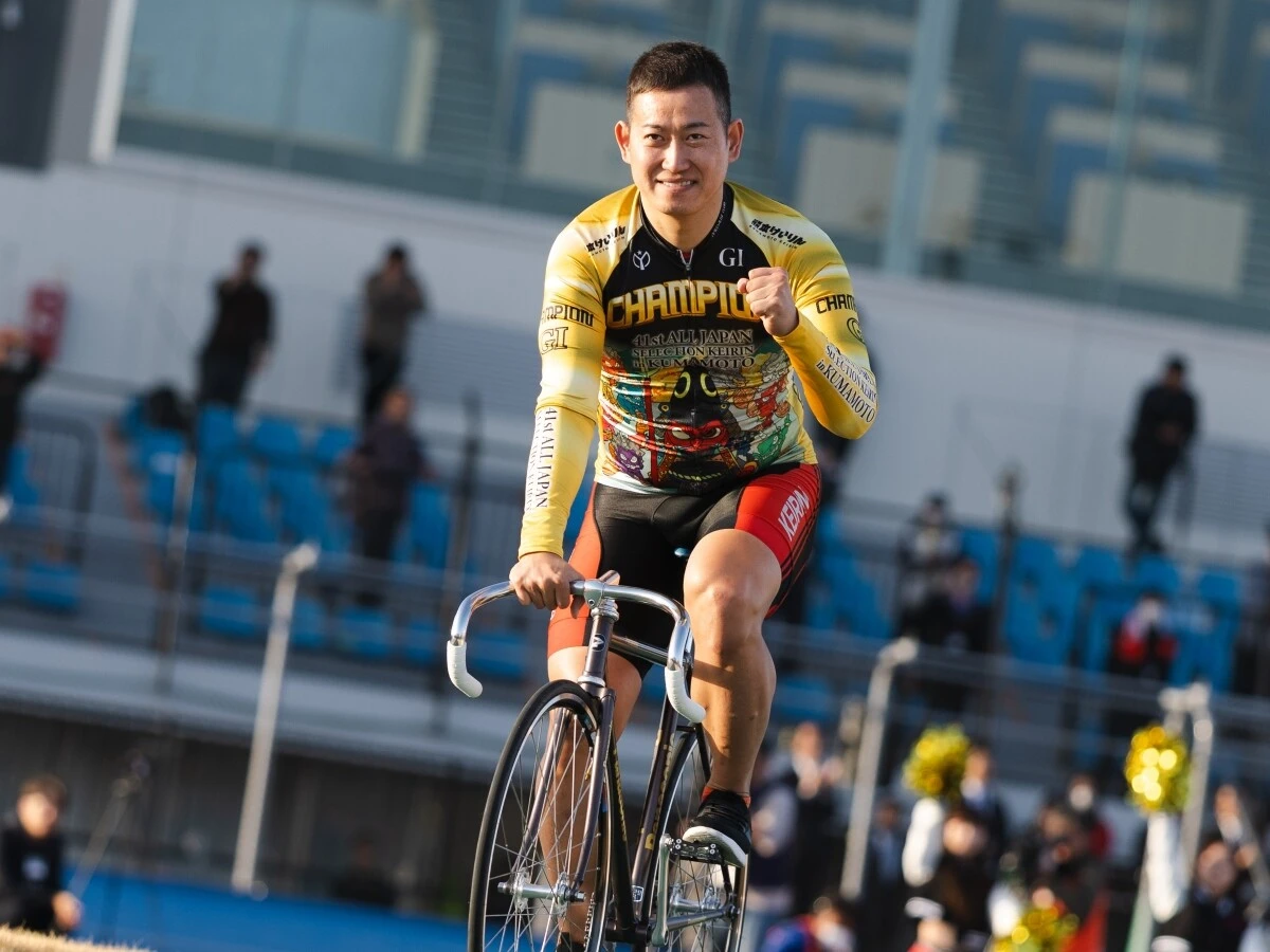 脇本雄太　photo by Photoraid　記事＞＞