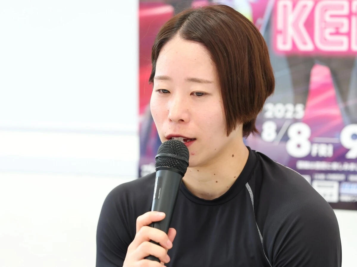 大浦彩瑛　photo by Manabu Takahashi　記事＞＞