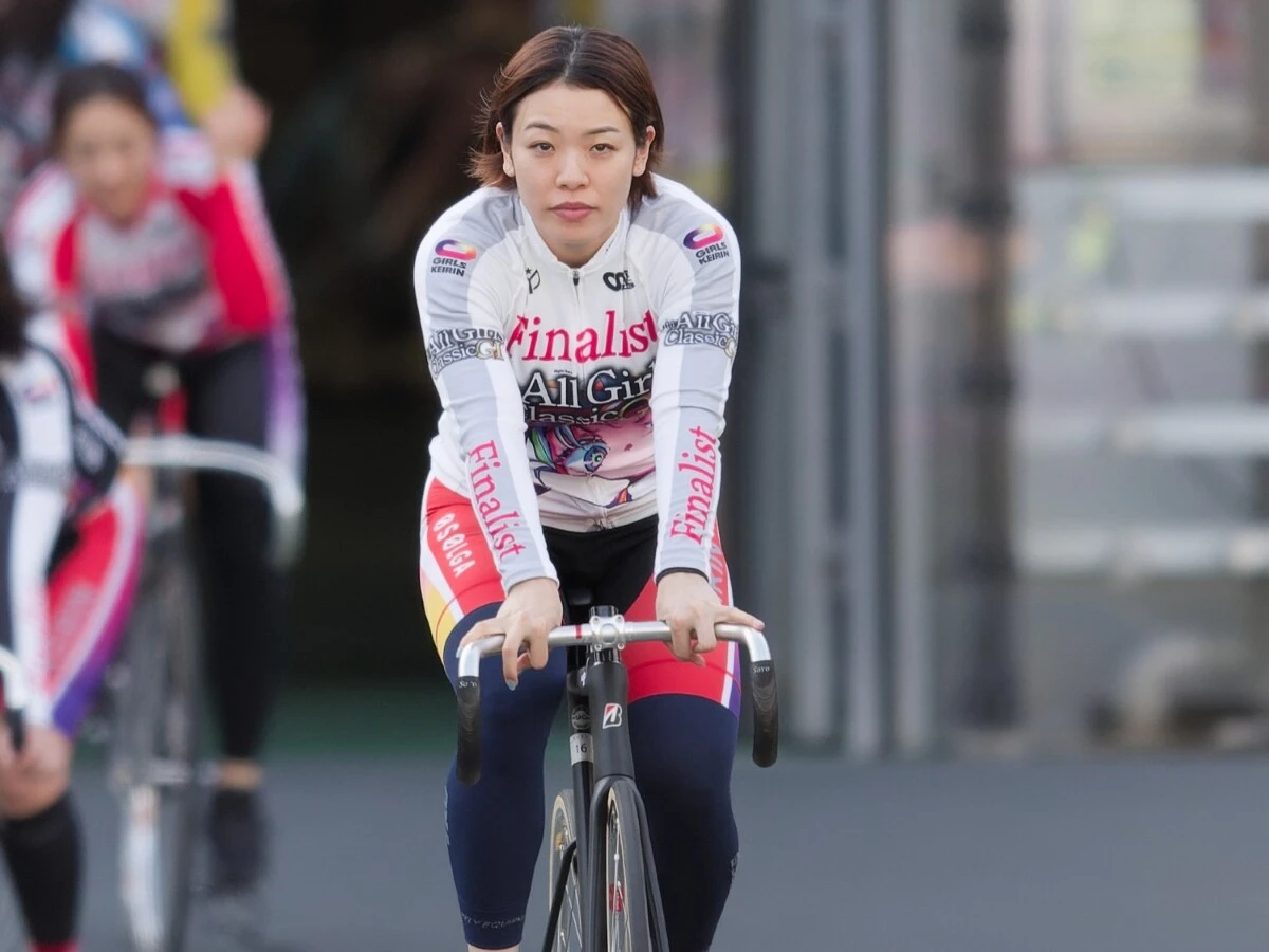 佐藤水菜　photo by Manabu Takahashi　記事＞＞