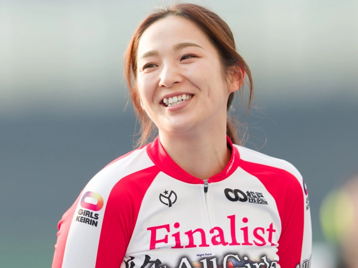 鈴木奈央　photo by Manabu Takahashi　記事＞＞