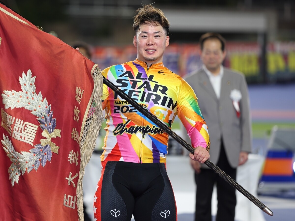 犬伏湧也　photo by Manabu Takahashi　記事＞＞