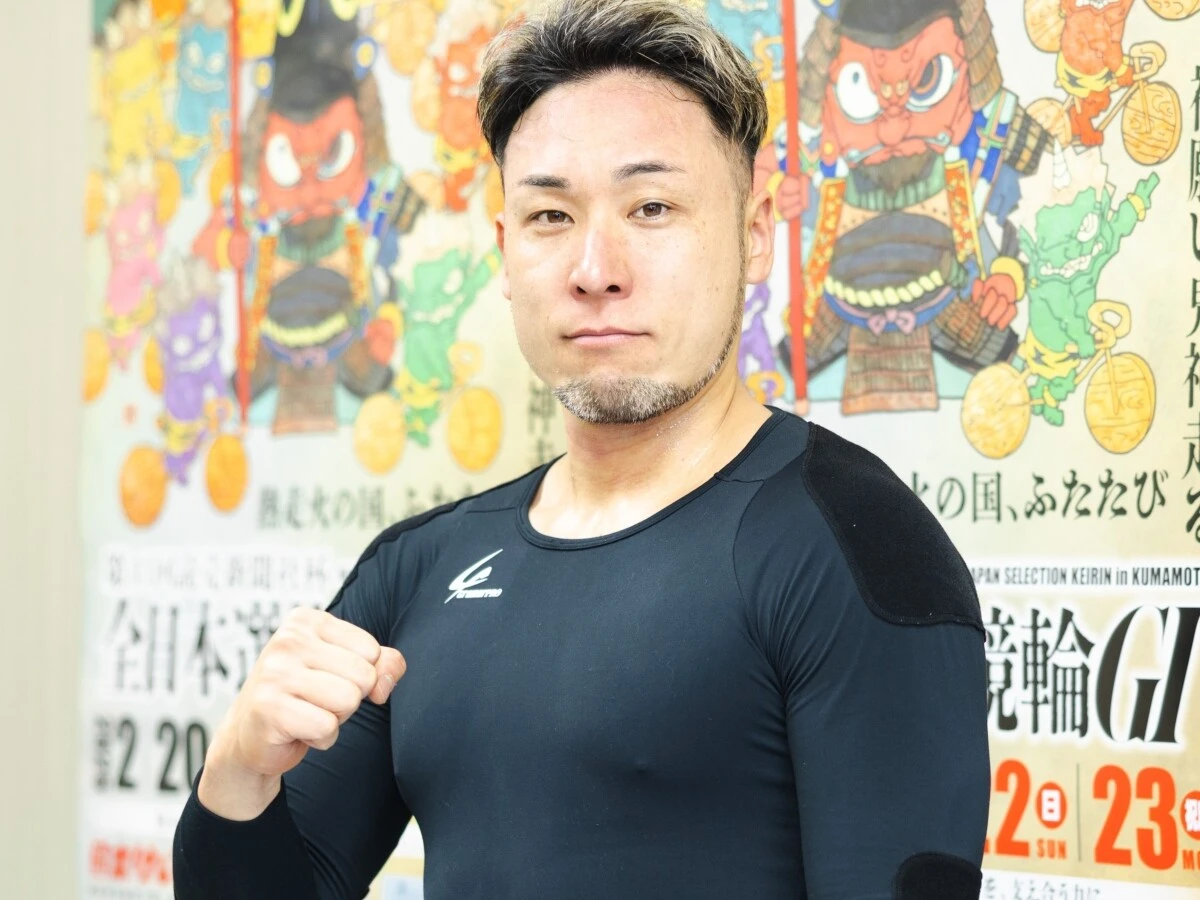 郡司浩平　photo by Photoraid　記事＞＞