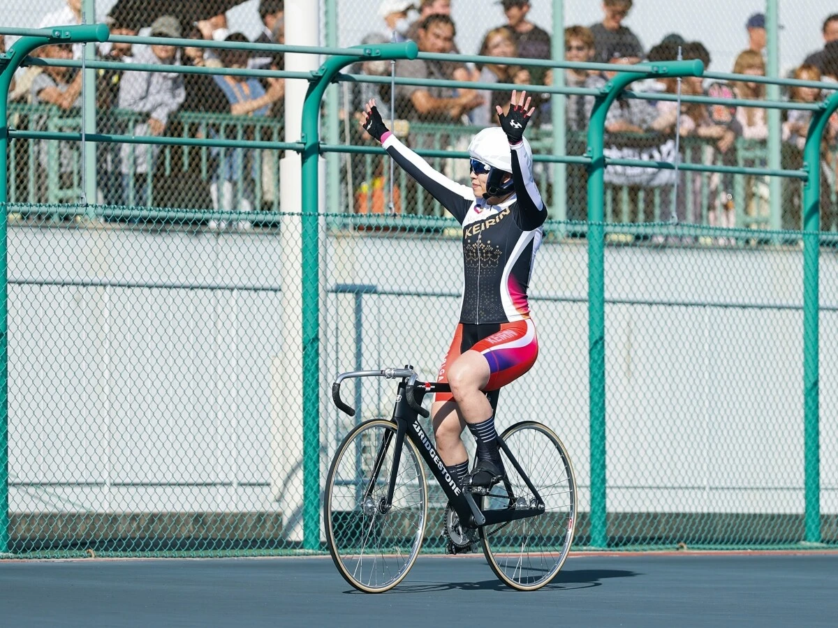 佐藤水菜 photo by Photoraid 記事>>