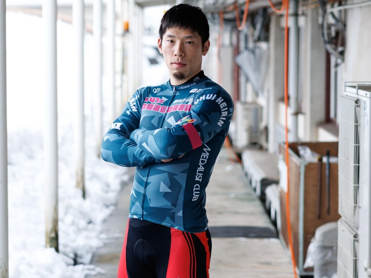 寺崎浩平　photo by Photoraid　記事＞＞