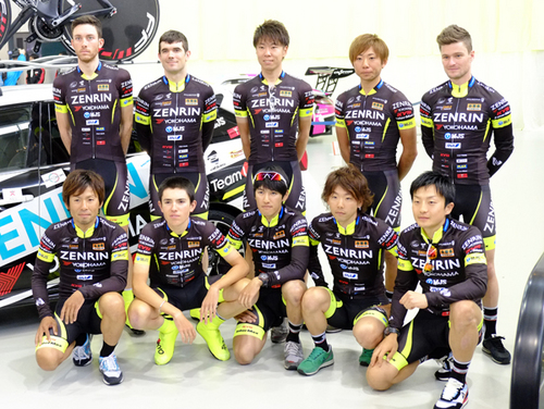 2015年シーズンを戦うTeamUKYOの自転車ロードレースチーム