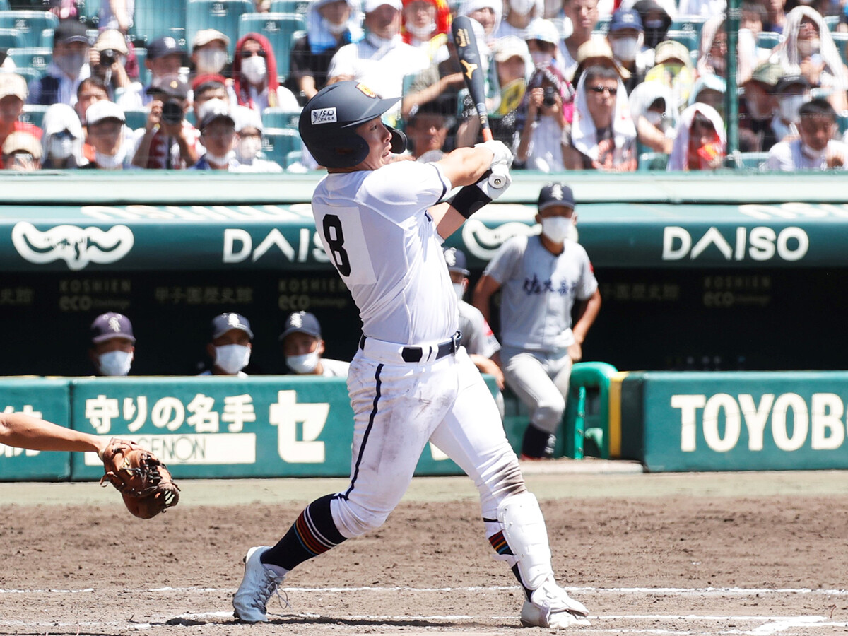 高松商・浅野翔吾は小学生時から95本塁打。甲子園でのホームランに「球場の空気が変わった」