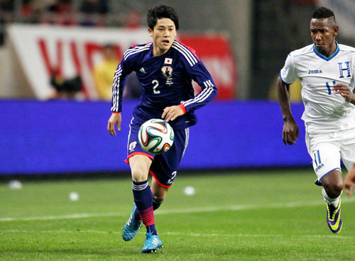 アジアカップ前哨戦に向けてチームの課題を挙げる内田篤人