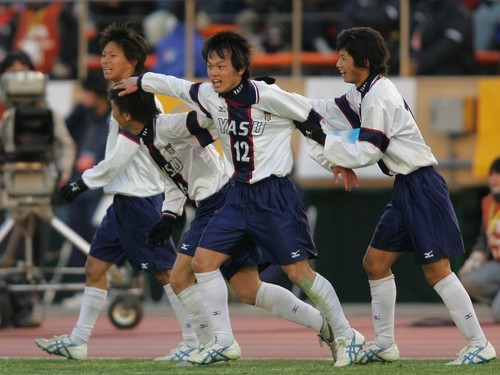 第84回全国高校サッカー選手権決勝で、決勝ゴールを決めた瀧川陽（写真中央）